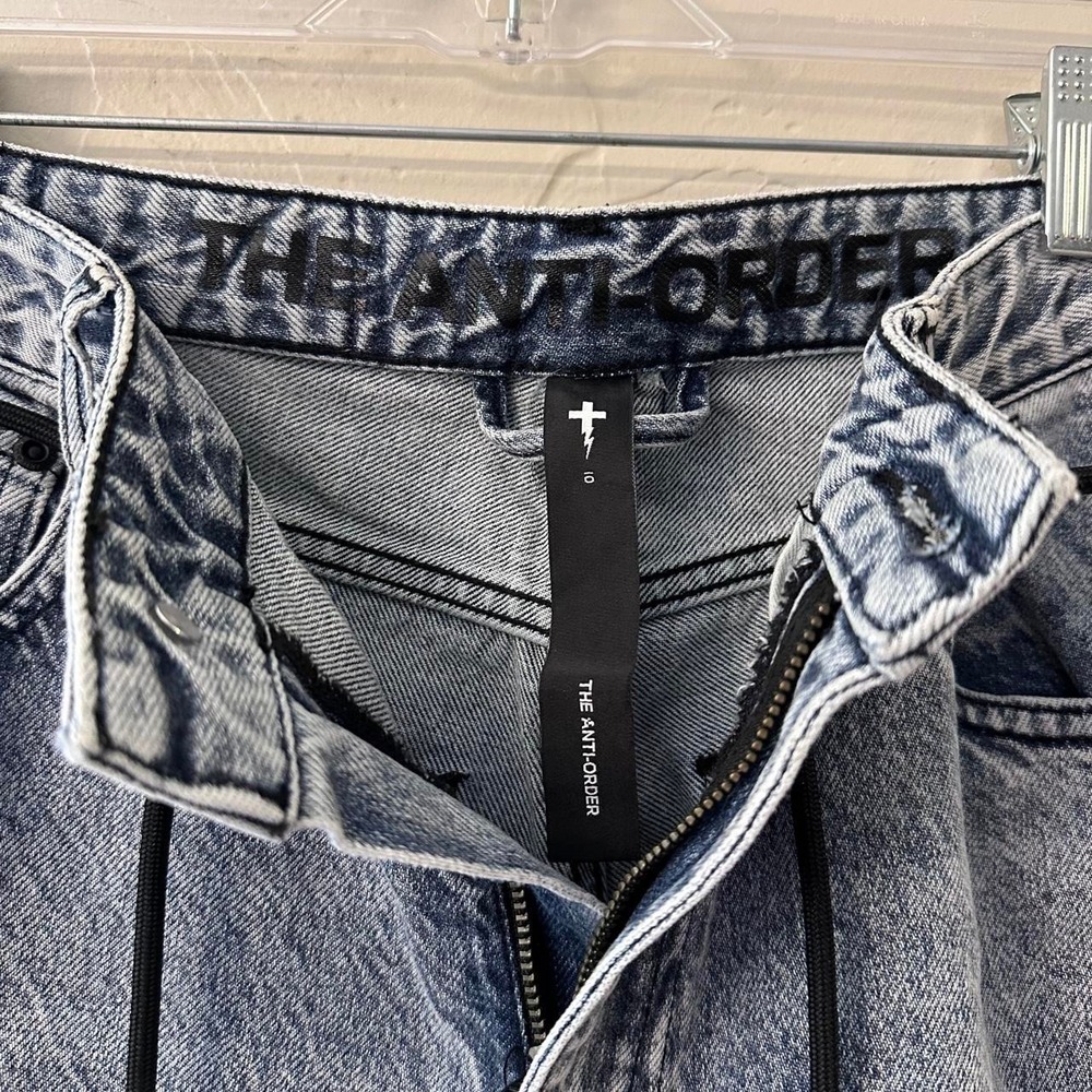 The Anti Order jeans. Like New. Size: 30" - Picture 3 of 7